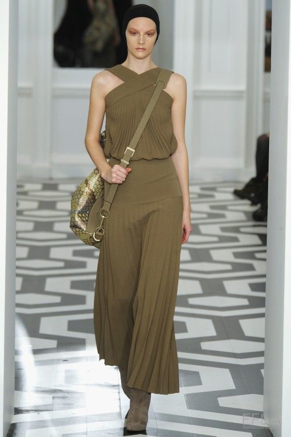 Victoria Beckham , Autumn-Winter 2011, Womenswear