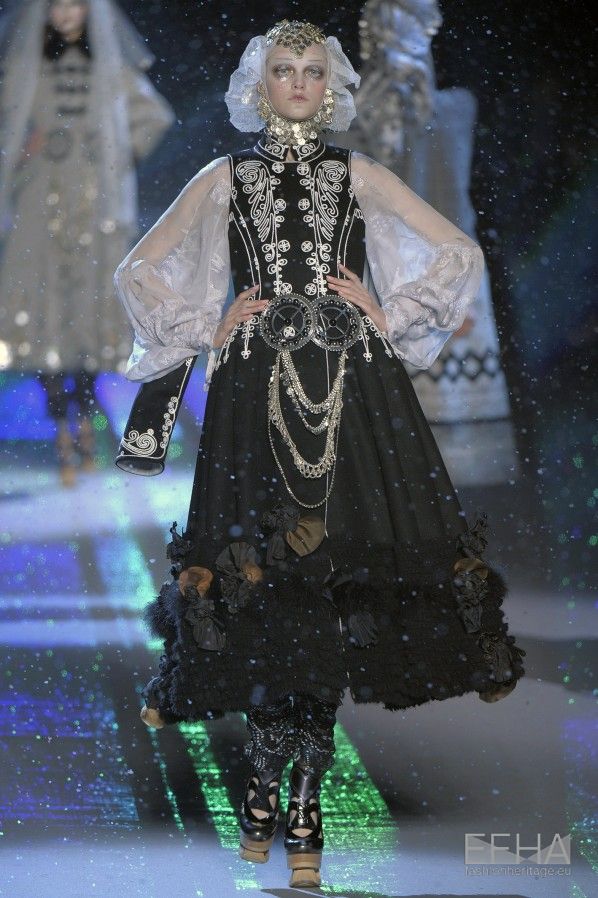 John Galliano, Autumn-Winter 2009, Womenswear